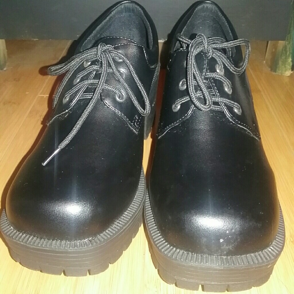 Gothic shoes